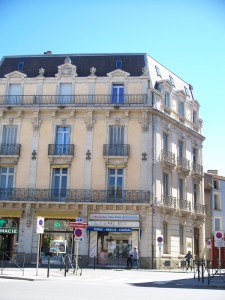 Newspaper shop on the ground floor