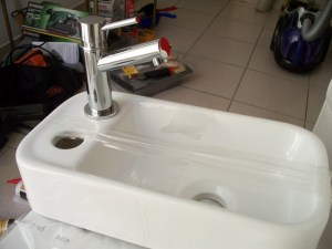 Sink on tank